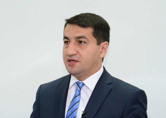 hikmet-haciyev-azerbaycan-hec-kimi-qarabagi-terk-etmeye-mecbur-etmir